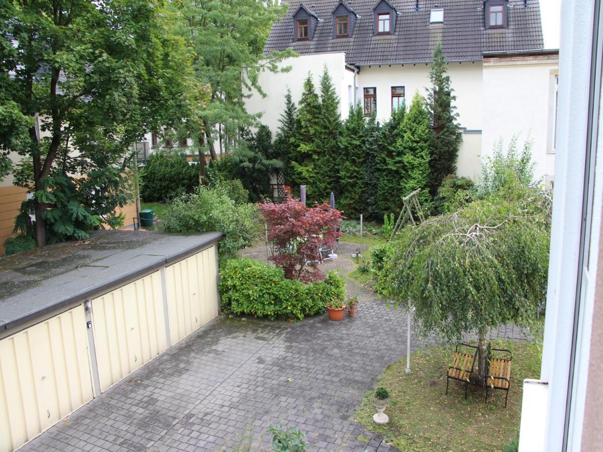 Apartments Und Zimmer Gaestehaus Matthias Drezno Zewnętrze zdjęcie