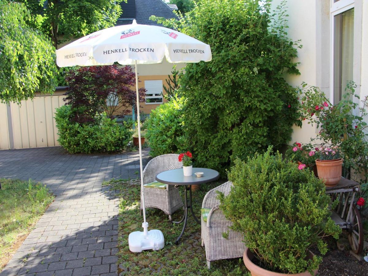 Apartments Und Zimmer Gaestehaus Matthias Drezno Zewnętrze zdjęcie