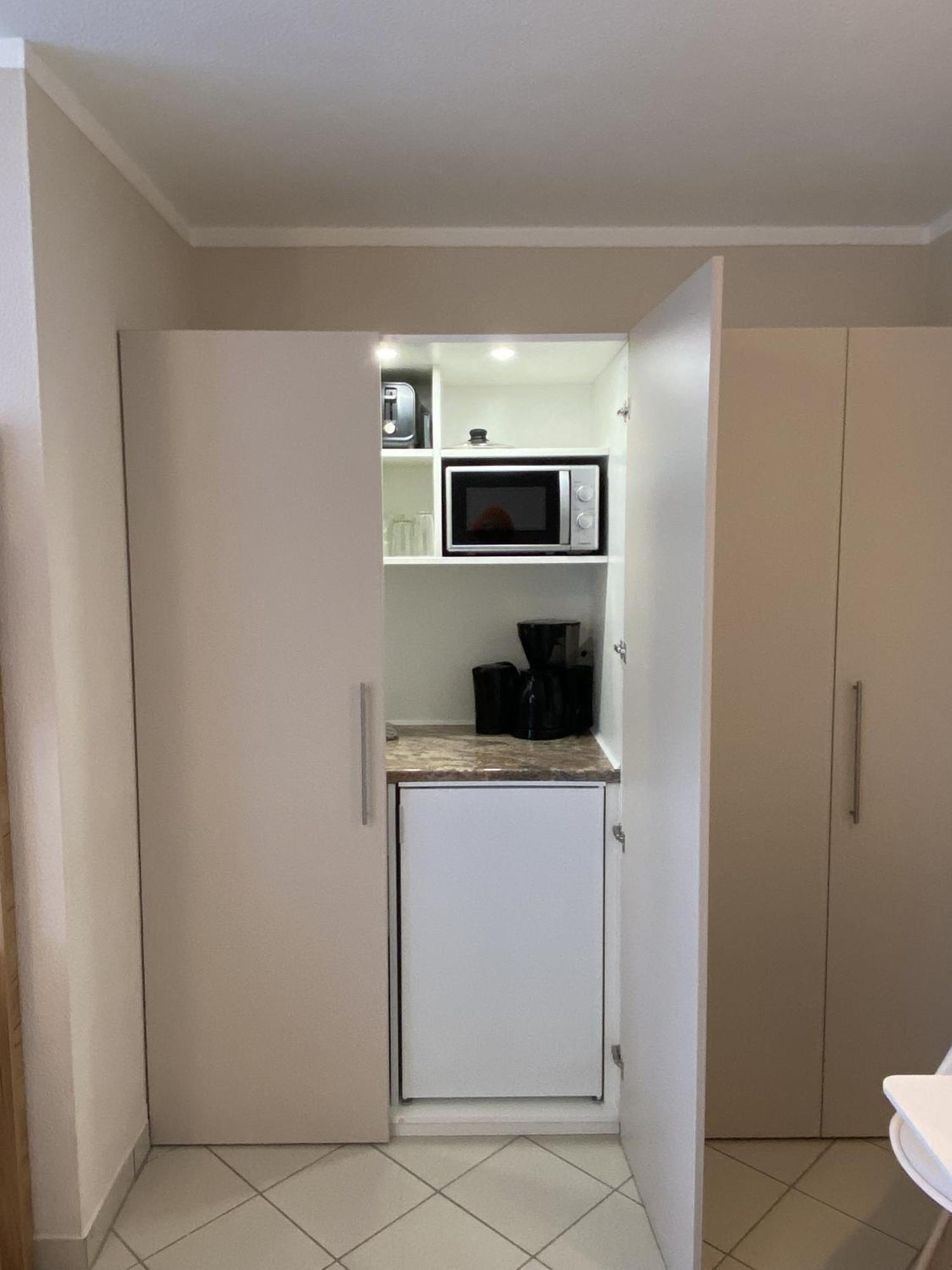 Apartments Und Zimmer Gaestehaus Matthias Drezno Pokój zdjęcie