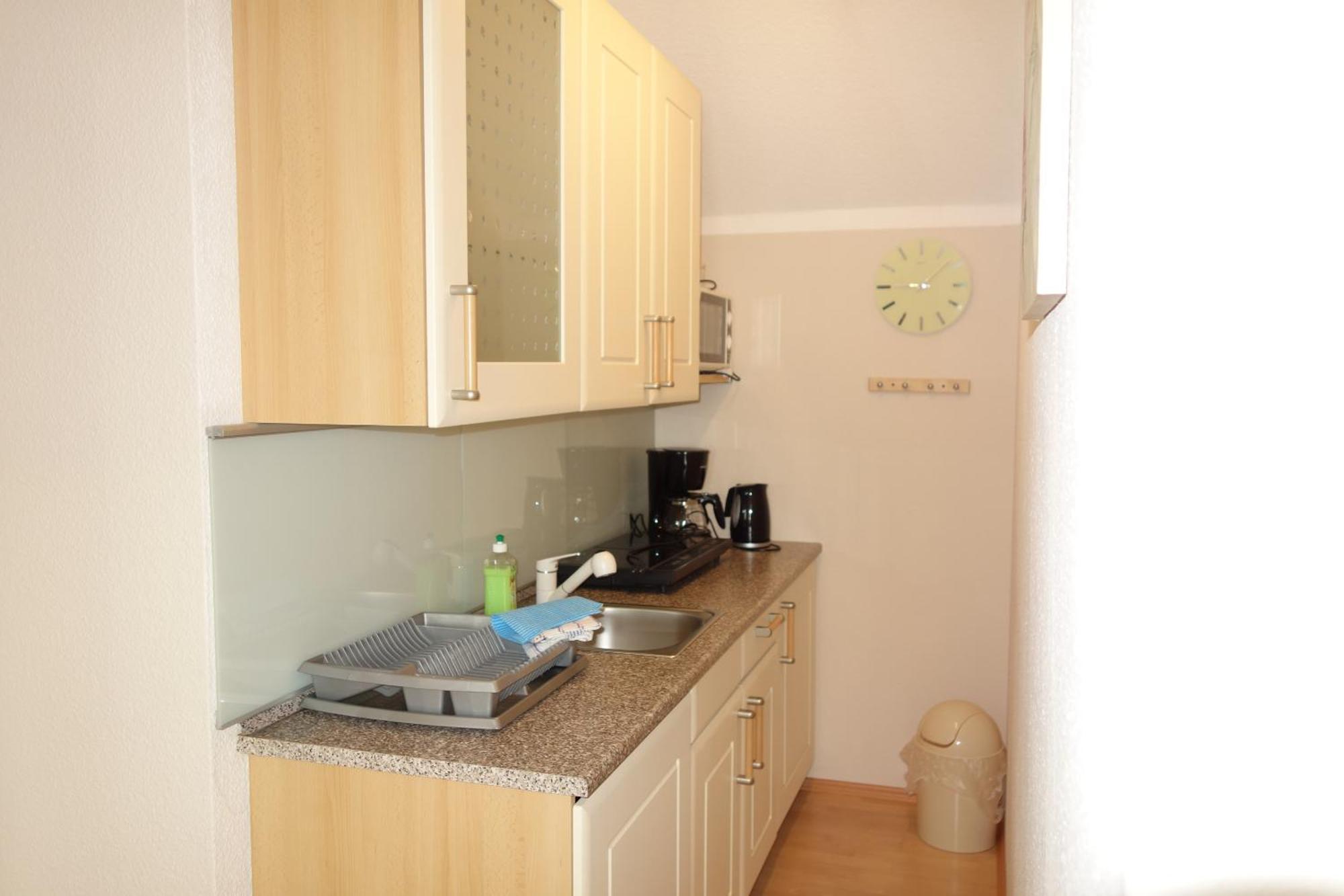 Apartments Und Zimmer Gaestehaus Matthias Drezno Pokój zdjęcie